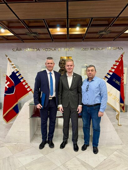 Dňa 8.1.2026 bolo na pôde Národnej rady Slovenskej republiky podpísané Memorandum o priateľskej spolupráci medzi školami.